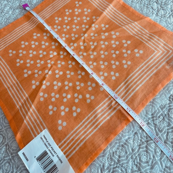 NEW! Bonobos Tripple Dot Pocket Square in Tango Orange 100% Cotton - Picture 6 of 6